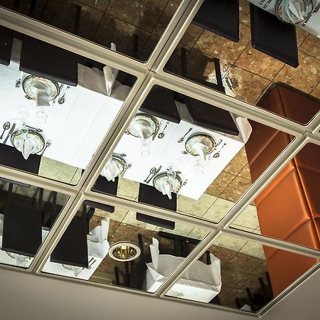 Hotel America Lourdes Bagian luar foto